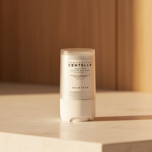 SKIN1004 Centella Hyalu-Cica Silky Sun Stick SPF50+